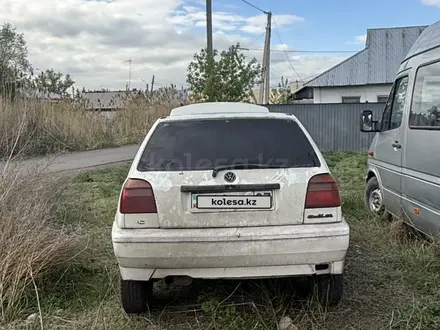Volkswagen Golf 1993 года за 550 000 тг. в Караганда – фото 2