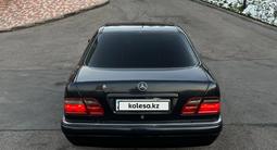 Mercedes-Benz E 240 1998 годаүшін2 850 000 тг. в Алматы