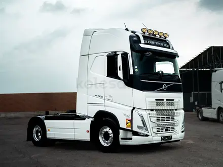 Volvo  FH 2022 года за 53 000 000 тг. в Шымкент – фото 3