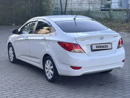 Hyundai Accent 2013 года за 5 500 000 тг. в Усть-Каменогорск – фото 6