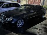 Mercedes-Benz E 320 2004 годаfor5 000 000 тг. в Алматы – фото 2