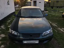Toyota Camry, 1997