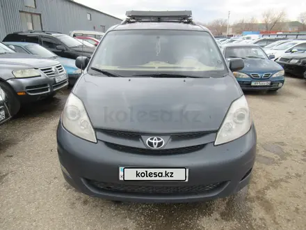 Toyota Sienna 2009 года за 6 277 500 тг. в Актобе