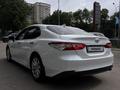 Toyota Camry 2018 годаүшін13 200 000 тг. в Алматы – фото 5