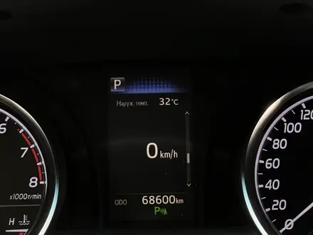 Toyota Camry 2018 года за 13 200 000 тг. в Алматы – фото 7