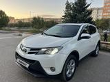 Toyota RAV4 2014 годаүшін11 500 000 тг. в Актобе