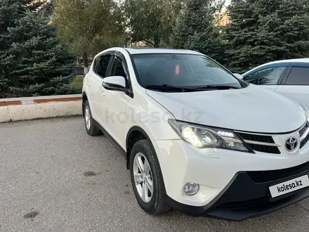 Toyota RAV4 2014 года за 11 500 000 тг. в Актобе – фото 3