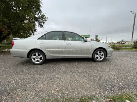 Toyota Camry 2002 года за 5 000 000 тг. в Тараз – фото 2