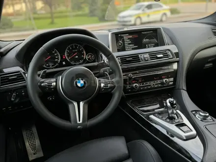 BMW M6 2014 года за 35 000 000 тг. в Алматы – фото 32