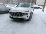 Hyundai Santa Fe 2022 годаfor18 550 000 тг. в Караганда