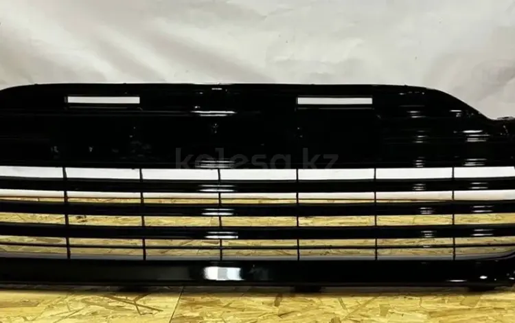 Решетка бампера на Toyota Camry 70 75 за 15 000 тг. в Алматы