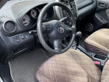 Toyota RAV4 2005 года за 5 500 000 тг. в Караганда – фото 10