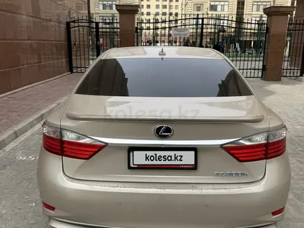 Lexus ES 300h 2012 года за 6 500 000 тг. в Жанаозен – фото 9