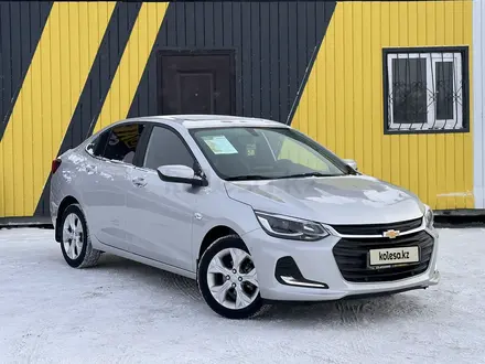 Chevrolet Onix 2023 года за 7 250 000 тг. в Караганда – фото 3