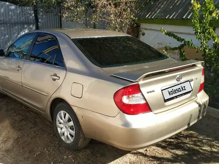 Toyota Camry 2002 года за 4 000 000 тг. в Актобе – фото 2