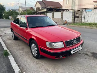 Audi 100
