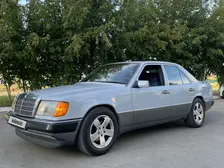 Mercedes-Benz E-Class, 1992