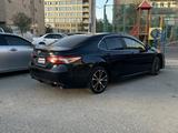 Toyota Camry 2018 года за 9 000 000 тг. в Актау