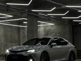 Toyota Camry 2021 года за 16 200 000 тг. в Астана