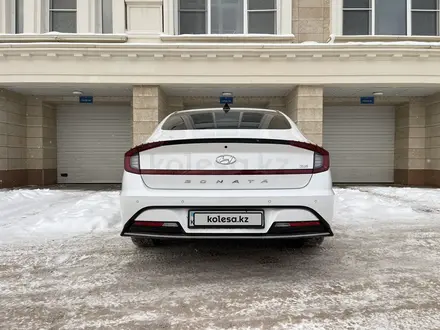 Hyundai Sonata 2022 года за 13 000 000 тг. в Астана – фото 6