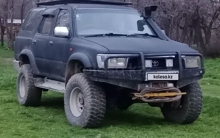 Toyota Hilux Surf 1991 годаүшін2 000 000 тг. в Талдыкорган