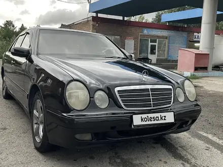 Mercedes-Benz E 230 1998 года за 3 200 000 тг. в Усть-Каменогорск – фото 2
