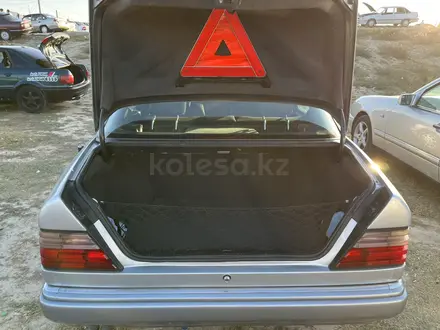 Mercedes-Benz E 280 1994 года за 3 300 000 тг. в Шымкент – фото 11