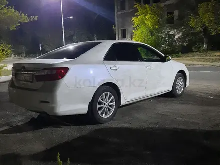 Toyota Camry 2013 года за 9 900 000 тг. в Семей – фото 2