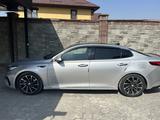 Kia K5 2019 года за 7 900 000 тг. в Алматы – фото 3