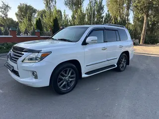 Lexus LX 570