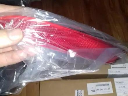 Задний катафот (отражатель) на бампер BMW X5 E70 за 10 000 тг. в Алматы