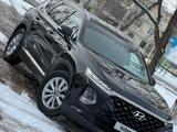 Hyundai Santa Fe 2020 года за 14 650 000 тг. в Алматы – фото 2