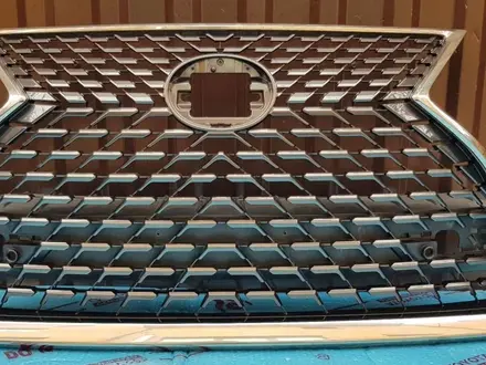 Решетка радиатора Lexus RX за 350 000 тг. в Алматы – фото 2