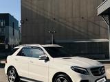 Mercedes-Benz GLE 400 2017 года за 19 500 000 тг. в Алматы – фото 2