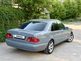 Mercedes-Benz E 230 1997 года за 2 100 000 тг. в Темиртау – фото 4