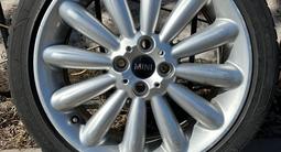 Диски Mini Cooper с шинами RunFlat за 400 000 тг. в Астана – фото 2