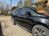 Kia Carnival 2019 года за 12 000 000 тг. в Астана – фото 5