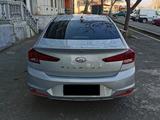 Hyundai Elantra 2019 года за 8 900 000 тг. в Актау – фото 2