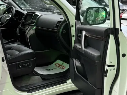 Toyota Land Cruiser 2014 года за 25 500 000 тг. в Алматы – фото 14