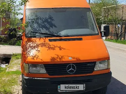 Mercedes-Benz Sprinter 1999 года за 6 400 000 тг. в Алматы – фото 8