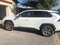 Toyota RAV4 2022 года за 18 500 000 тг. в Семей – фото 2