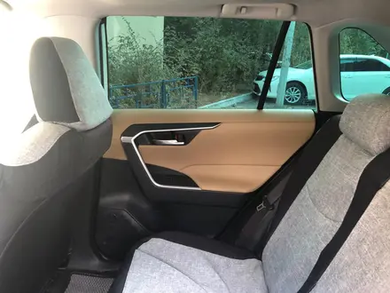 Toyota RAV4 2022 года за 18 500 000 тг. в Семей – фото 11