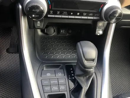 Toyota RAV4 2022 года за 18 500 000 тг. в Семей – фото 7