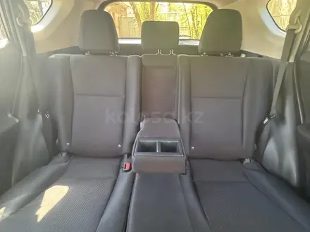Toyota RAV4 2016 года за 9 500 000 тг. в Алматы – фото 11