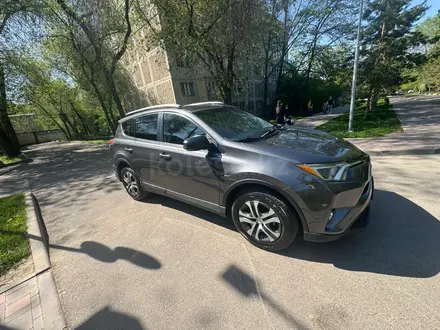 Toyota RAV4 2016 года за 9 500 000 тг. в Алматы – фото 3