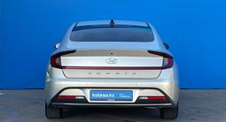 Hyundai Sonata 2021 годаfor10 810 000 тг. в Алматы – фото 4