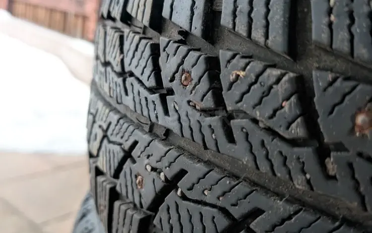 Зимние шины Landsail Ice Star 215/55 R17 за 40 000 тг. в Алматы