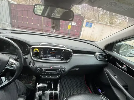 Kia Sorento 2020 года за 13 000 000 тг. в Алматы – фото 10