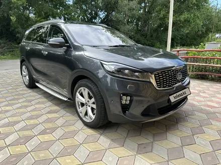 Kia Sorento 2020 года за 13 000 000 тг. в Алматы – фото 3