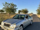 Mercedes-Benz E 230 1995 годаfor2 499 999 тг. в Шымкент